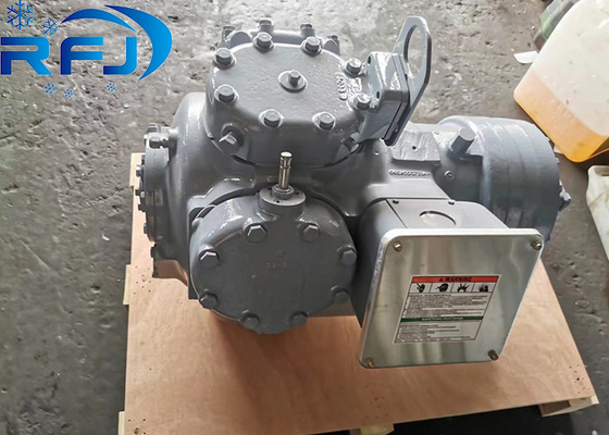 comprare carica ermetica 400V 50Hz dell'olio del compressore 06EM475 9.0L del compressore del refrigeratore dell'elemento portante 25HP online manufacture