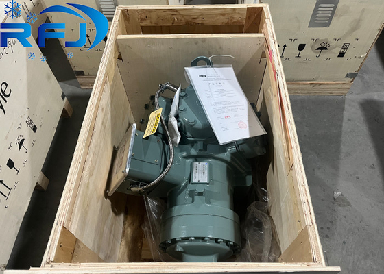 06DM313 Carlyle Compressor Compressore semiermetico 5HP 2.1L Carica olio