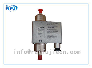 La refrigerazione controlla il CE di serie di serie MP54 MP55 del mp del controllo della pressione differenziale dell'olio una corrente alternata V di 115 o di 230 V. O CC.