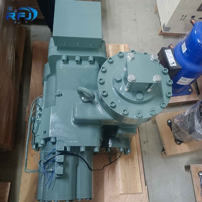 Compressore a vite Hitachi 130ASCCW-Z - Soluzione di raffreddamento ad alta efficienza e affidabile