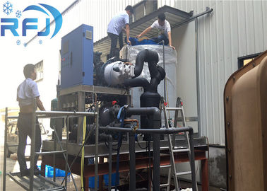 blocchiera di ghiaccio industriale 14kw, macchina 380V/50Hz del creatore del blocchetto della ghiacciata