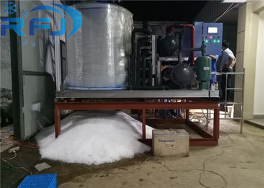 Macchina del ghiaccio rasa del fiocco, macchina del blocco di ghiaccio 380V/50Hz/3P una garanzia da 1 anno